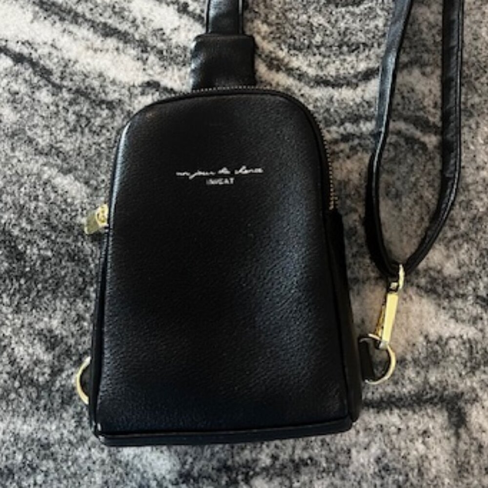 INICAT "un jour de chance" high quality black crossbody sling bag vegan leather‎
